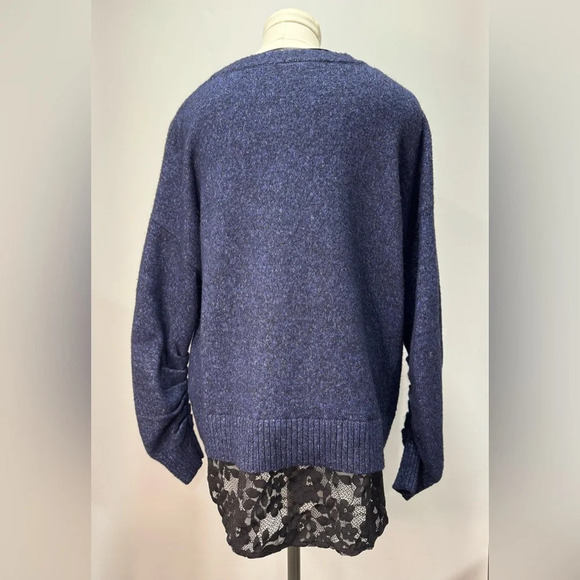 Torrid Blue/Black Pullover 2-Fer Sweater Size 00 EUC - Picture 3 of 11